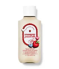 bath & body Strawberry pound cake body lotion 236ml