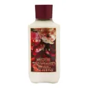 bath & body Covered In Roses body lotion 236ml